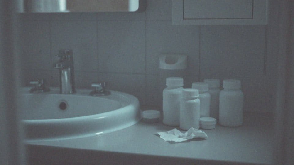 Jakie są skutki uboczne naproksenu?